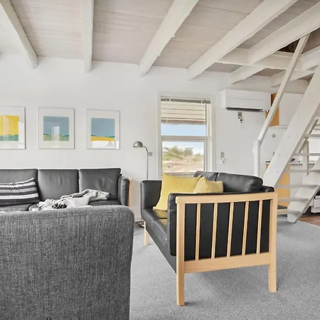 Andrine - 700m From The Sea By Interhome Ferienhaus Henne Strand